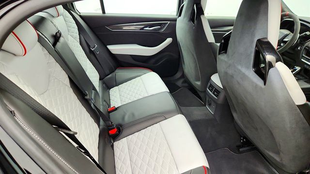 2022 Cadillac CT5-V 4dr Sedan Blackwing with Leather Seating & Performance Recorder - 22982717 - 22