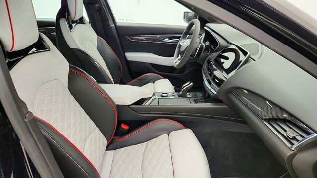 2022 Cadillac CT5-V 4dr Sedan Blackwing with Leather Seating & Performance Recorder - 22982717 - 23