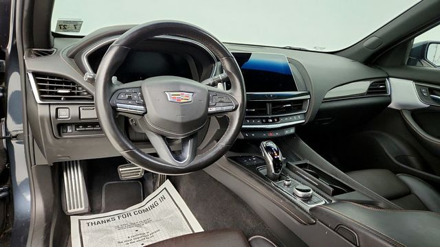 2022 Cadillac CT5-V AWD 4dr Sedan with Premium and Navigation Packages & 20'' Wheels - 22943381 - 12