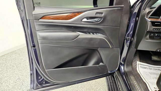 2022 Cadillac Escalade 4WD 4dr Premium Luxury Platinum w/Power-Retractable Assist Steps - 23027437 - 10