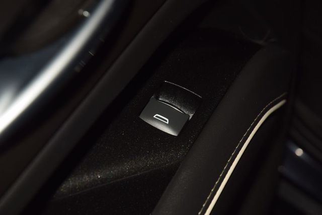 2022 Cadillac Escalade 4WD 4dr Sport - 22999056 - 46