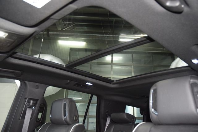 2022 Cadillac Escalade 4WD 4dr Sport - 22999056 - 50