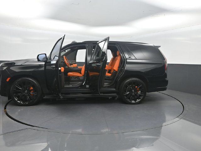2022 Cadillac Escalade 4WD 4dr Sport - 23074772 - 32