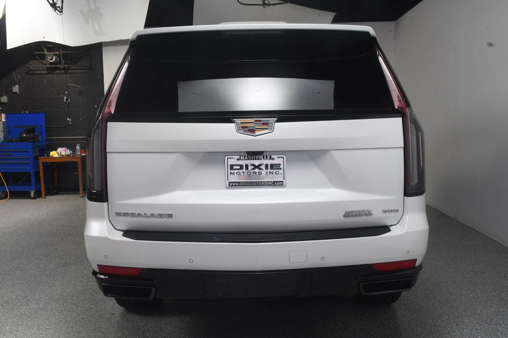 Cadillac Escalade photo 13