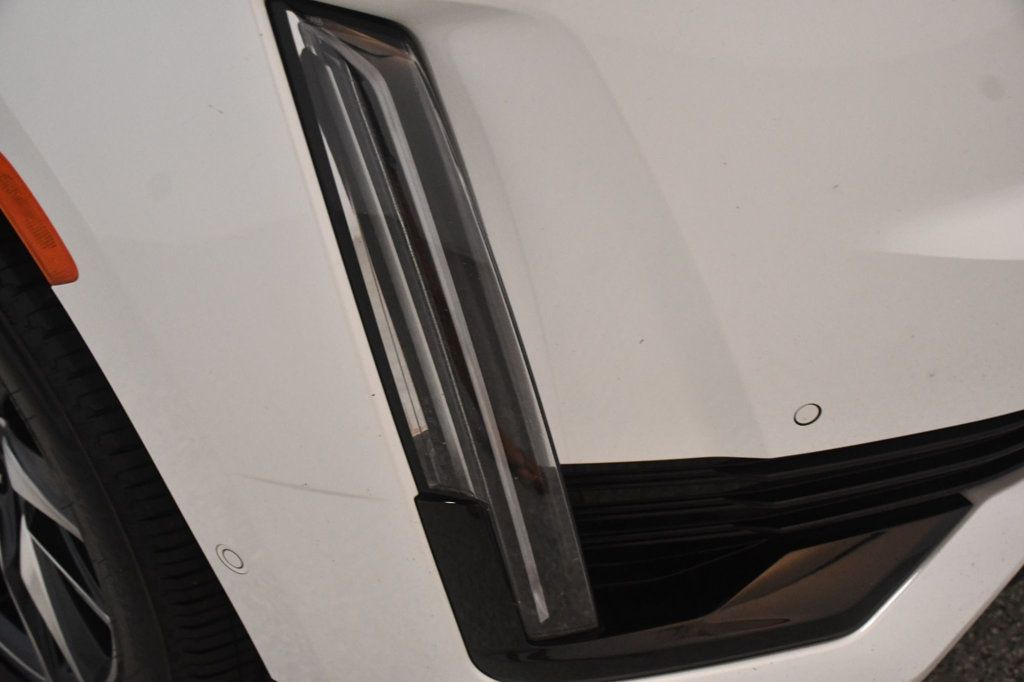 Cadillac Escalade photo 14