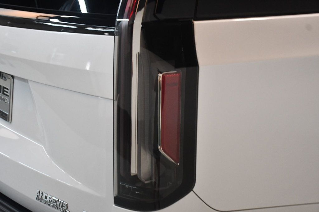 Cadillac Escalade photo 17