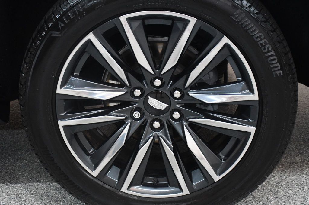 Cadillac Escalade photo 23