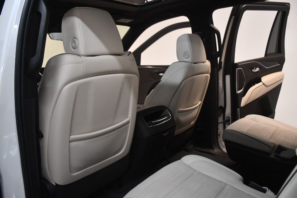 Cadillac Escalade photo 32