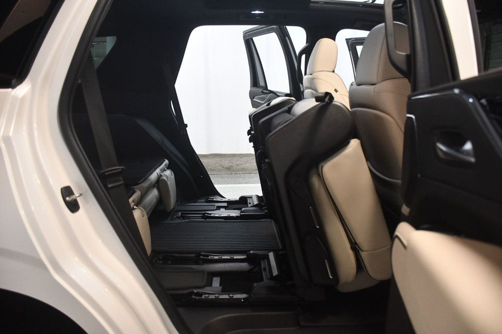 Cadillac Escalade photo 41
