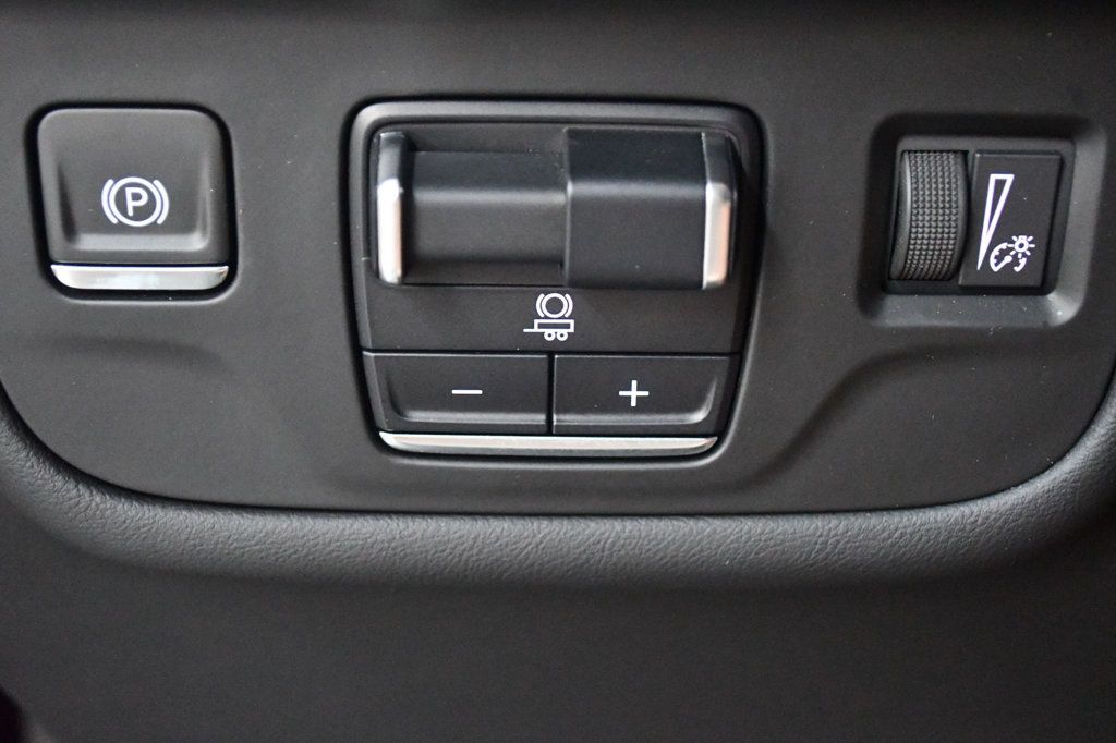 Cadillac Escalade photo 76