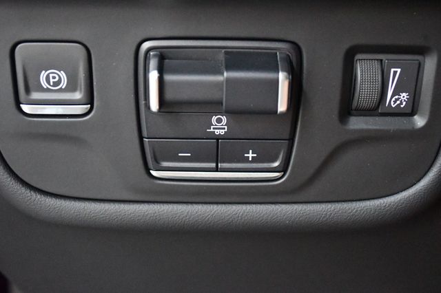 2022 Cadillac Escalade 4WD 4dr Sport - 23085943 - 75