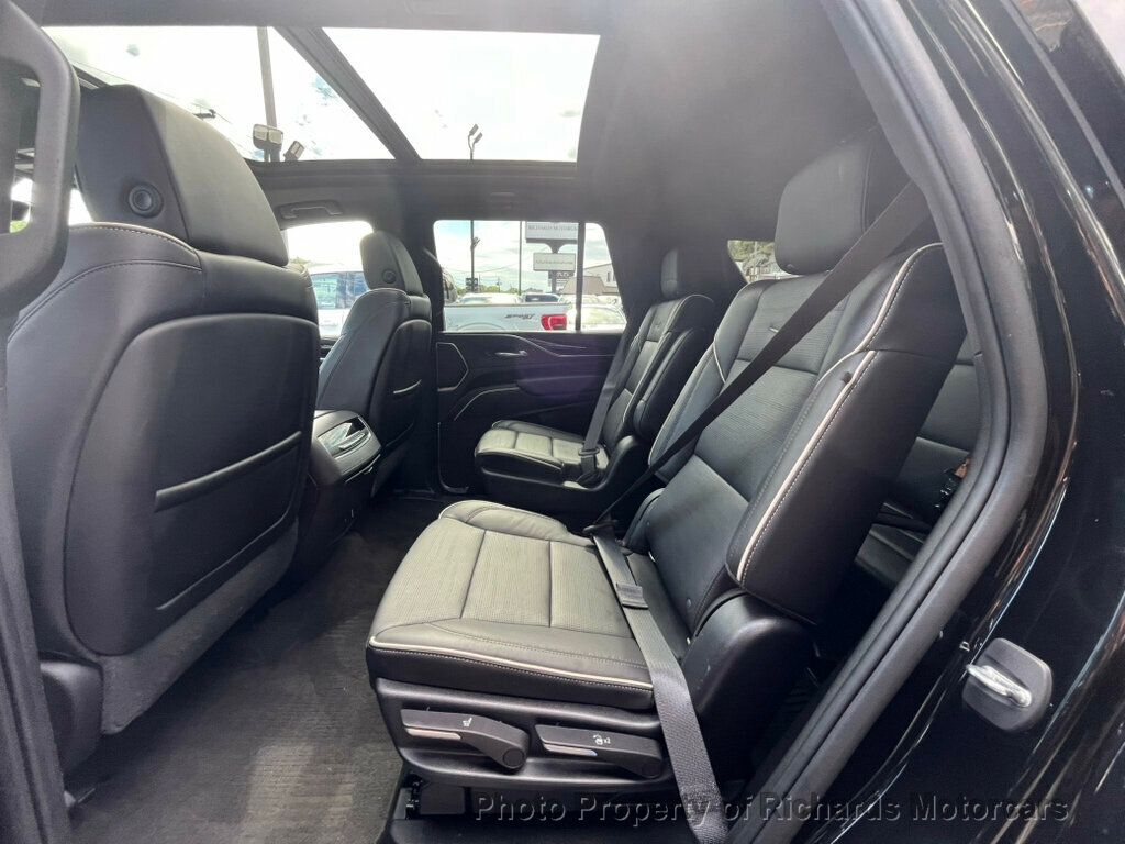 2022 Cadillac Escalade Sport photo 17