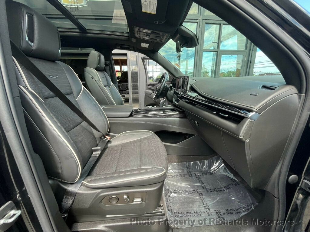 2022 Cadillac Escalade Sport photo 23