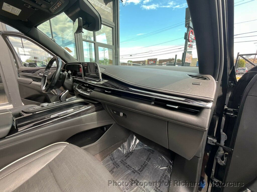 2022 Cadillac Escalade Sport photo 27