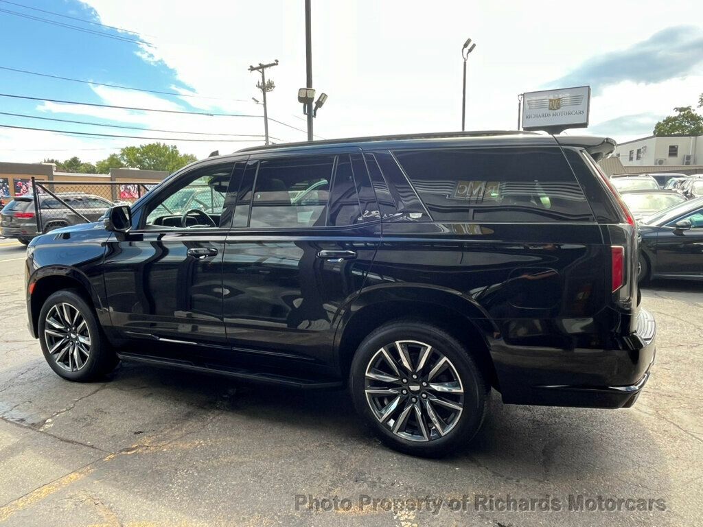 2022 Cadillac Escalade Sport photo 7