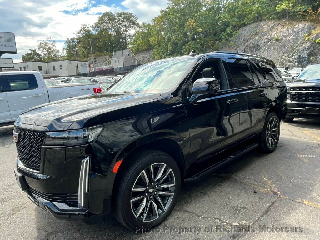 2022 Cadillac Escalade Sport photo 8