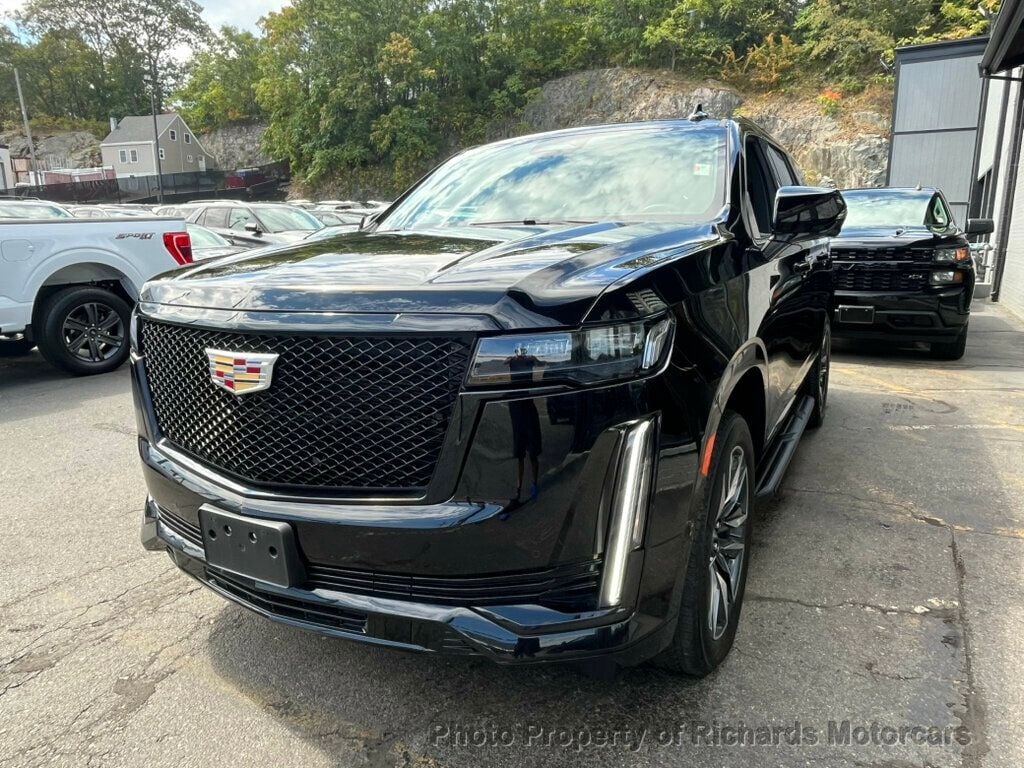 2022 Cadillac Escalade Sport photo 9