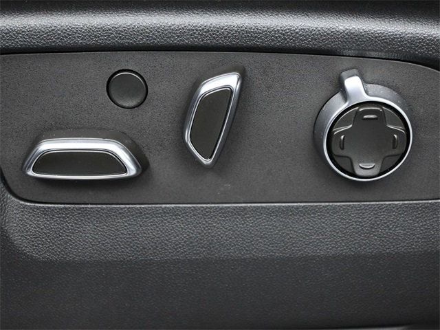 2022 Cadillac Escalade Sport Platinum photo 7
