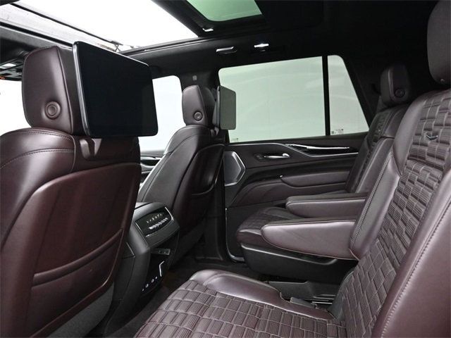 2022 Cadillac Escalade Sport Platinum photo 10