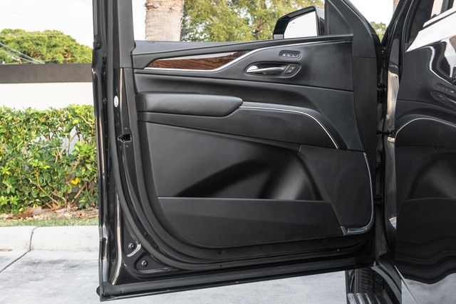 2022 Cadillac Escalade 4WD 4dr Sport Platinum - 22970067 - 31