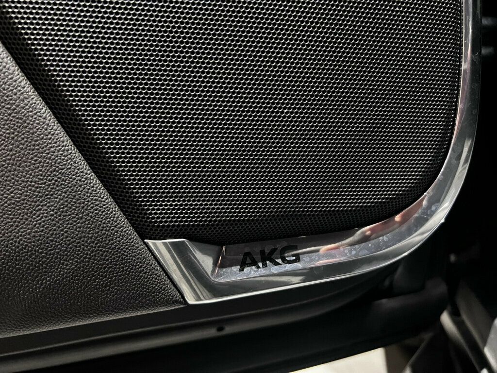 2022 Cadillac Escalade LuxurySport/SurroundVision/LaneKeepAssist/2ndRowCptChair - 23075479 - 9