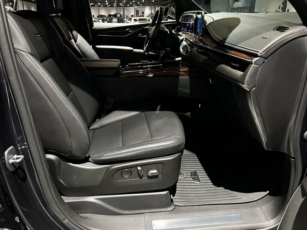 2022 Cadillac Escalade LuxurySport/SurroundVision/LaneKeepAssist/2ndRowCptChair - 23075479 - 28