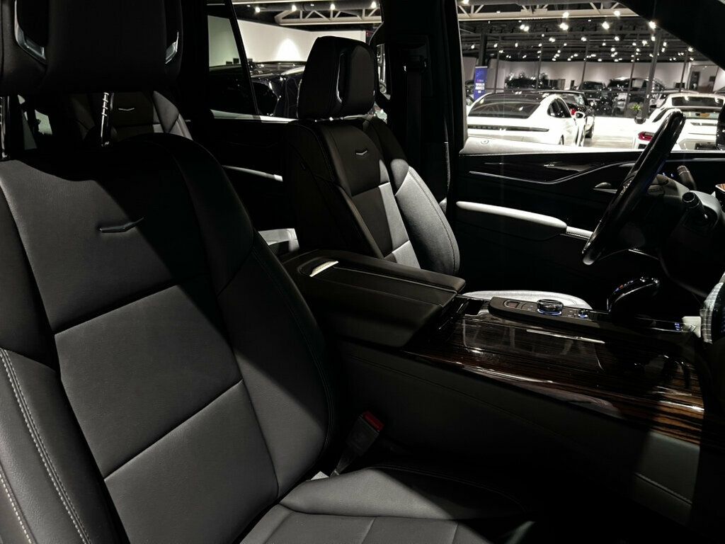 2022 Cadillac Escalade LuxurySport/SurroundVision/LaneKeepAssist/2ndRowCptChair - 23075479 - 29