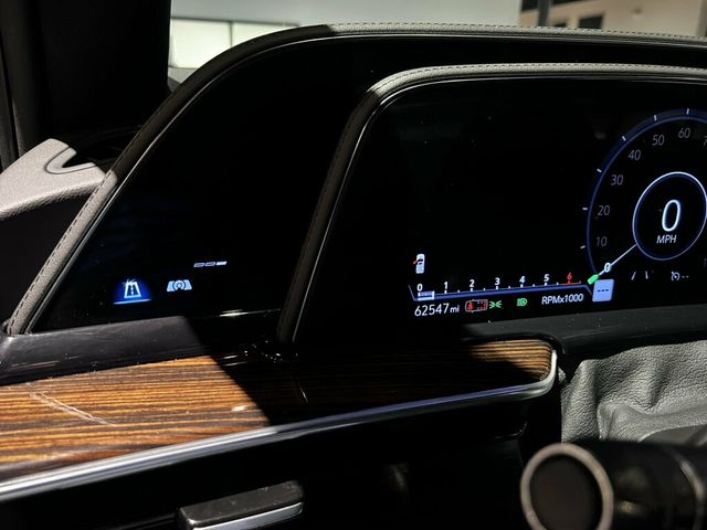 2022 Cadillac Escalade LuxurySport/SurroundVision/LaneKeepAssist/2ndRowCptChair - 23075479 - 40