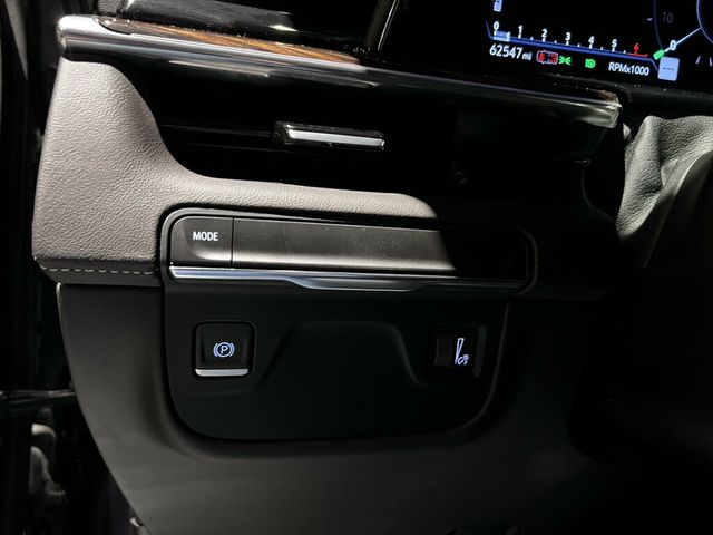 2022 Cadillac Escalade LuxurySport/SurroundVision/LaneKeepAssist/2ndRowCptChair - 23075479 - 41