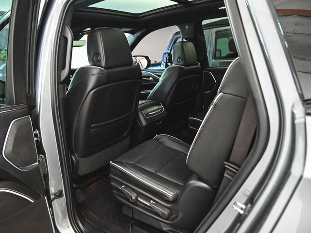 2022 Cadillac Escalade Premium Luxury - 23055737 - 31