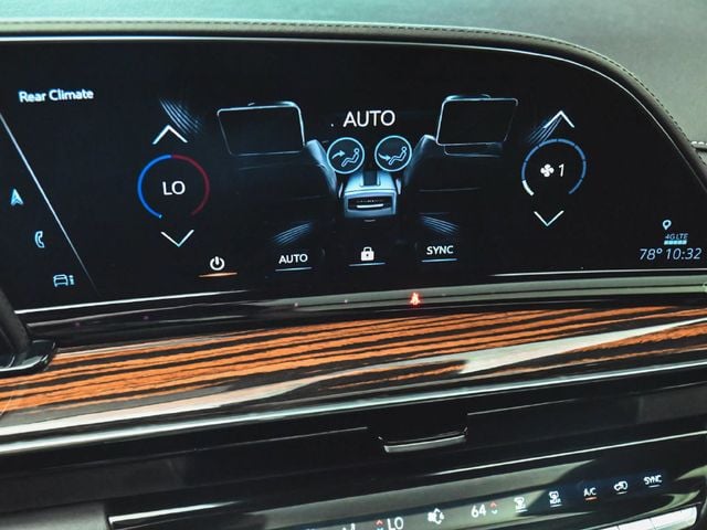 2022 Cadillac Escalade Premium Luxury - 23089519 - 17