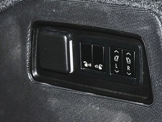 2022 Cadillac Escalade Premium Luxury Platinum - 23007347 - 36