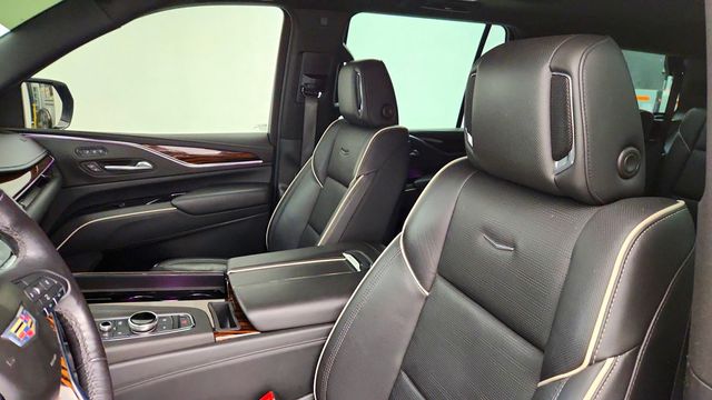 2022 Cadillac Escalade Premium Luxury RWD w/ 6.2L V8 & Panoramic Sunroof - 23090341 - 20