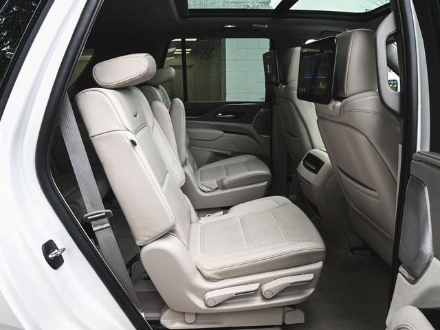 2022 Cadillac Escalade Sport Platinum - 23006672 - 30