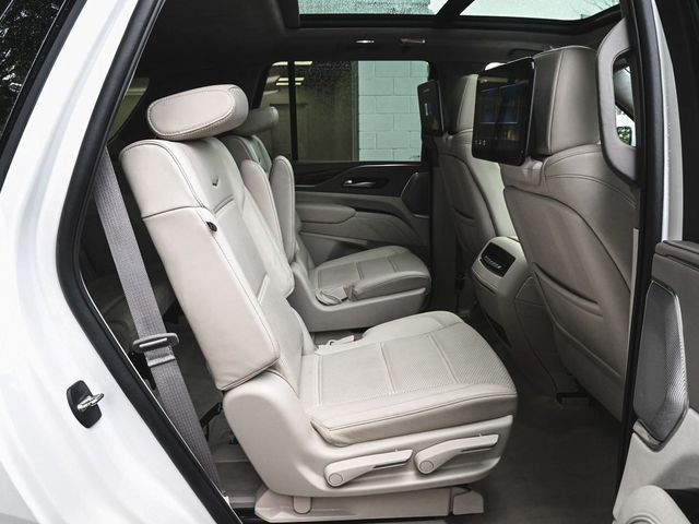 2022 Cadillac Escalade Sport Platinum - 22991000 - 30