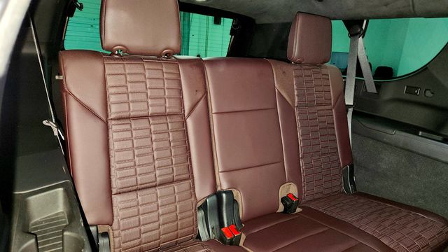 2022 Cadillac Escalade ESV 4WD 4dr Premium Luxury Platinum - 22971262 - 25