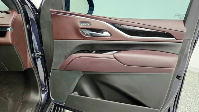 2022 Cadillac Escalade ESV 4WD 4dr Premium Luxury Platinum w/ Super Cruise Capability - 22971262 - 30