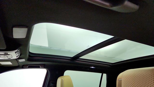 2022 Cadillac Escalade ESV 4WD 4dr Premium Luxury with Super Cruise Capability - 22979001 - 9