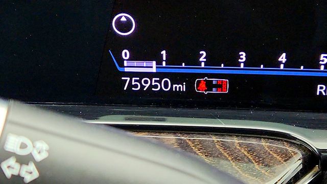 2022 Cadillac Escalade ESV 4WD 4dr Premium Luxury with Super Cruise Capability - 22979001 - 15