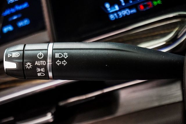 2022 Cadillac Escalade ESV 4WD 4dr Sport - 22867875 - 35