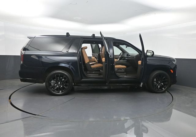 2022 Cadillac Escalade ESV 4WD 4dr Sport - 23038675 - 42
