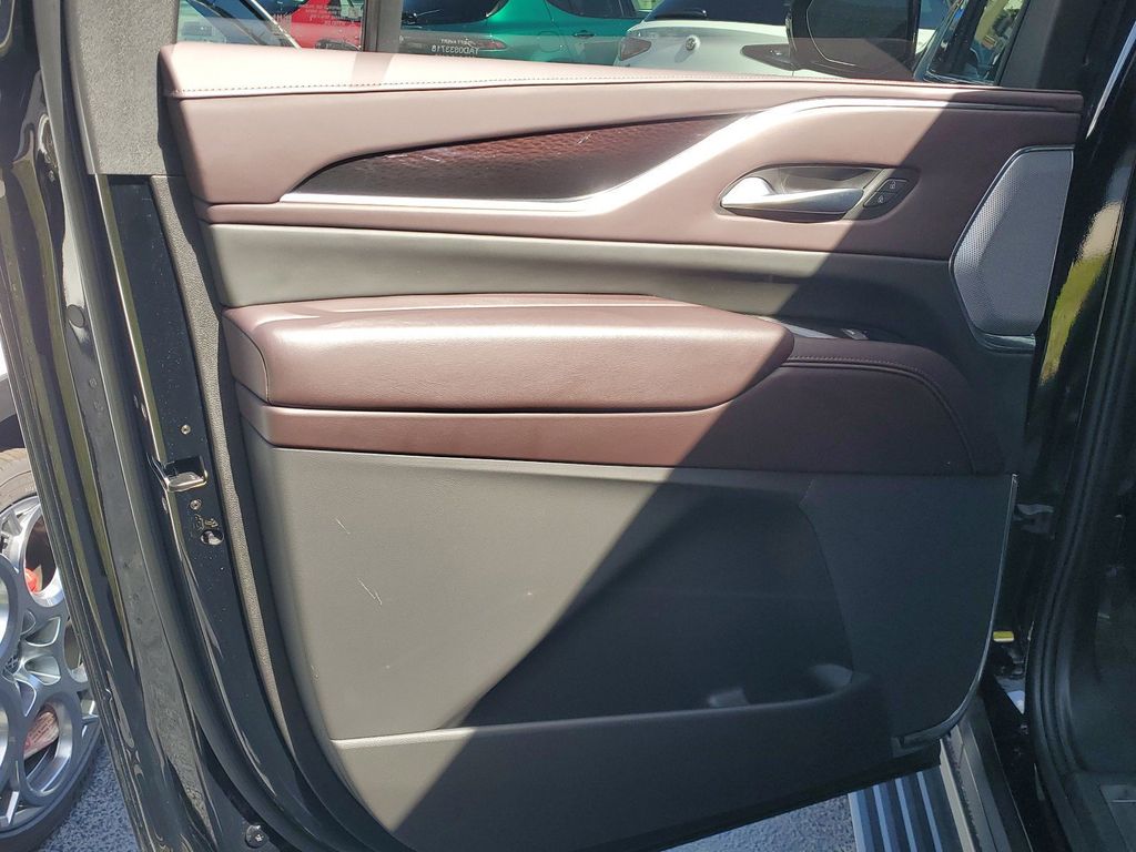 2022 Cadillac Escalade ESV 4WD 4dr Sport Platinum - 22297882 - 18