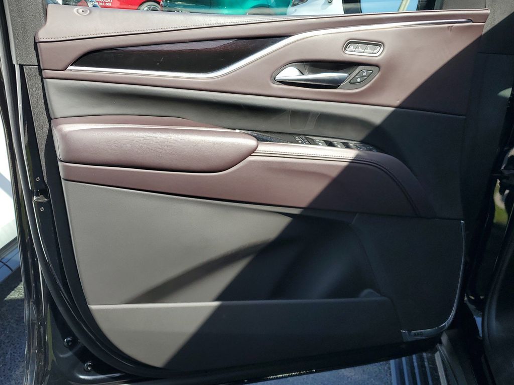 2022 Cadillac Escalade ESV 4WD 4dr Sport Platinum - 22297882 - 23