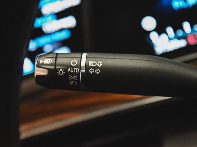 2022 Cadillac Escalade ESV Premium - 22965412 - 22