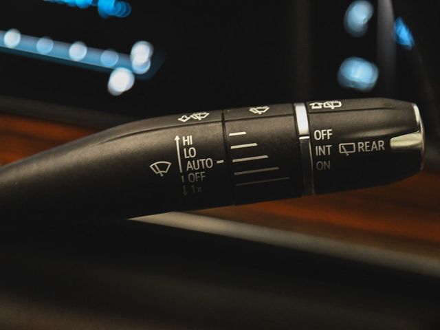 2022 Cadillac Escalade ESV Premium - 22965412 - 25