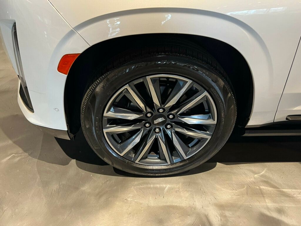 2022 Cadillac Escalade ESV Sport photo 10