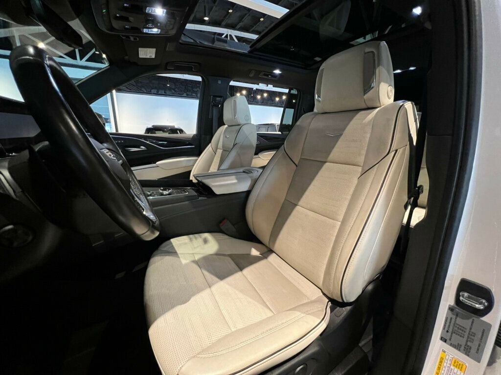 2022 Cadillac Escalade ESV Sport photo 17