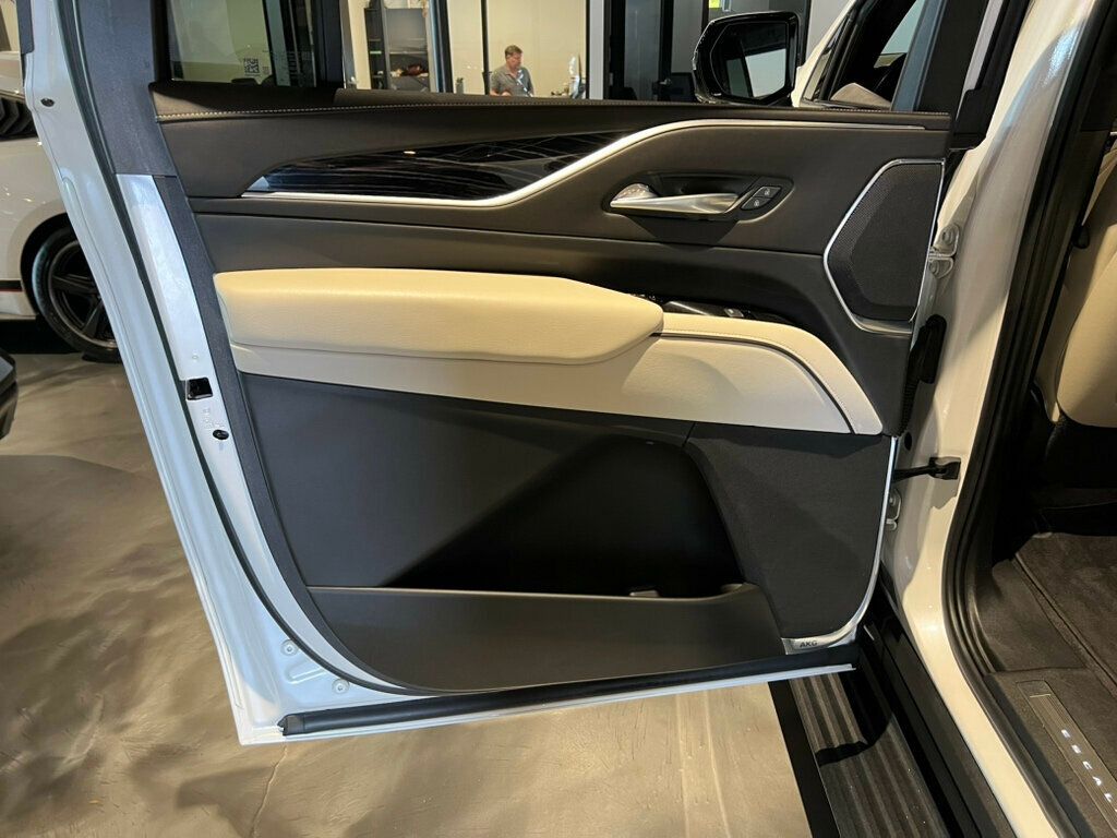 2022 Cadillac Escalade ESV Sport photo 23
