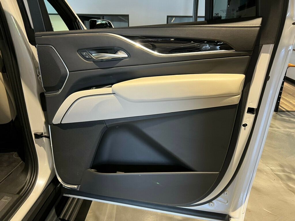 2022 Cadillac Escalade ESV Sport photo 30