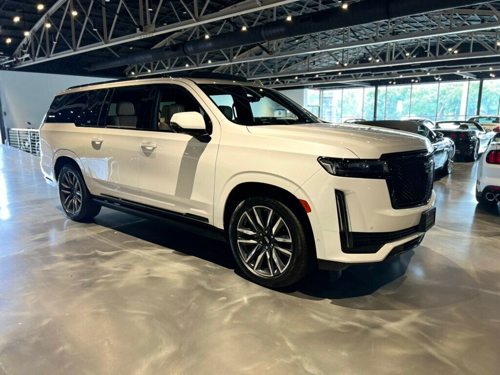 2022 Cadillac Escalade ESV Sport photo 7